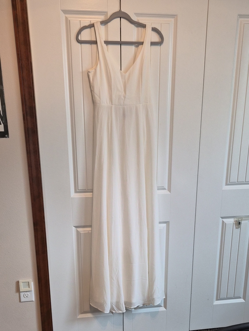 Sleeveless Cream V-Neck Maxi Dress Minimalist Wedding Dress